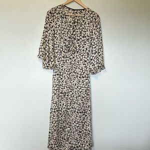 Zara wide sleeve v neck Floral Black and White Dress